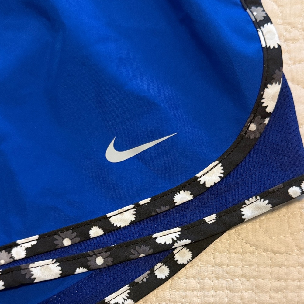 Nike Women's Dri-Fit Game Royal Blue with Daisy print trim Athletic Shorts - Picture 2 of 7